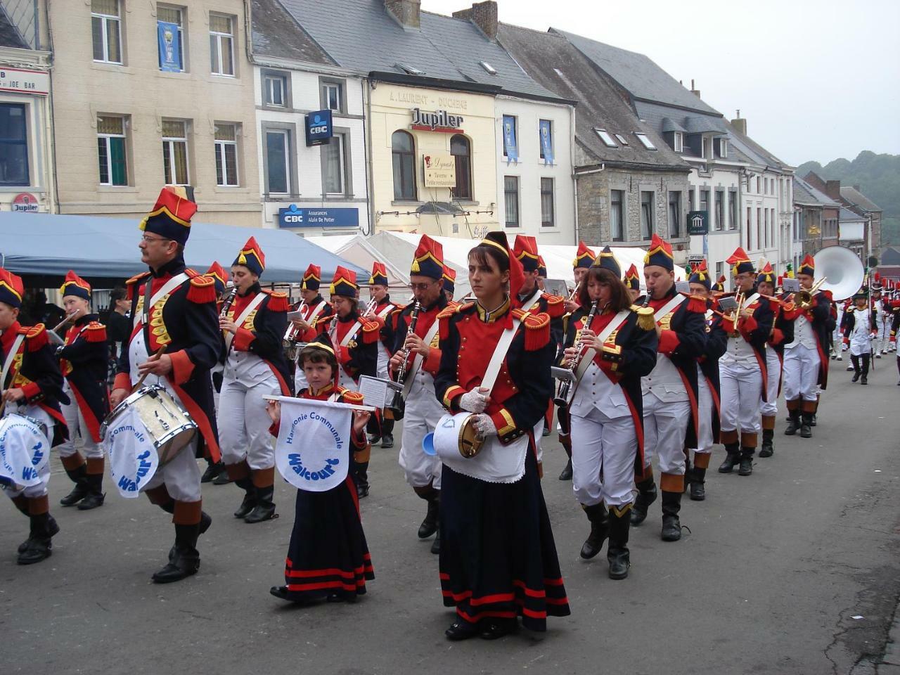 Maison Dispa Walcourt Buitenkant foto